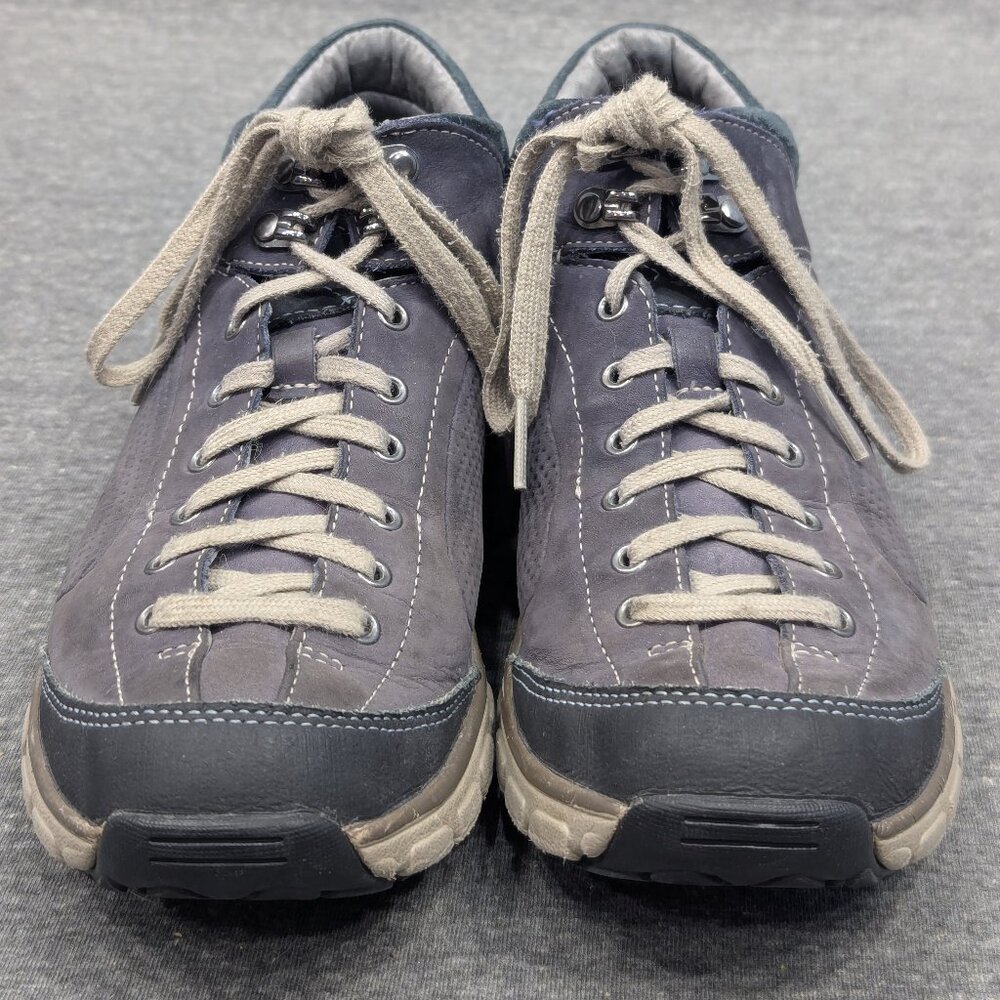 CLARKS Womens Shoes - Navy, Wave Walk, Waterproof, Suede, Athletic, Size 7.5